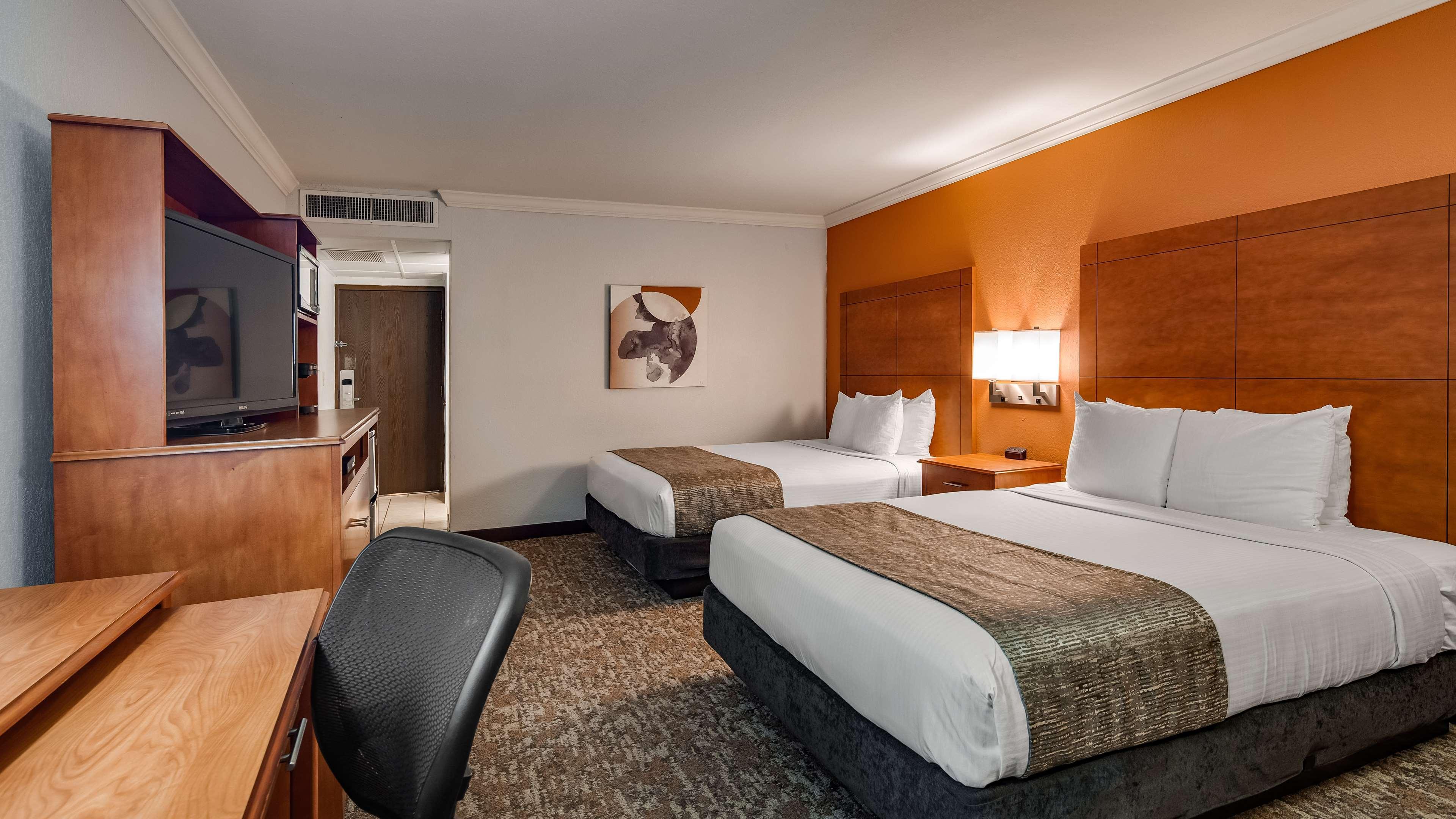 Best Western Angus Inn Great Bend Zewnętrze zdjęcie