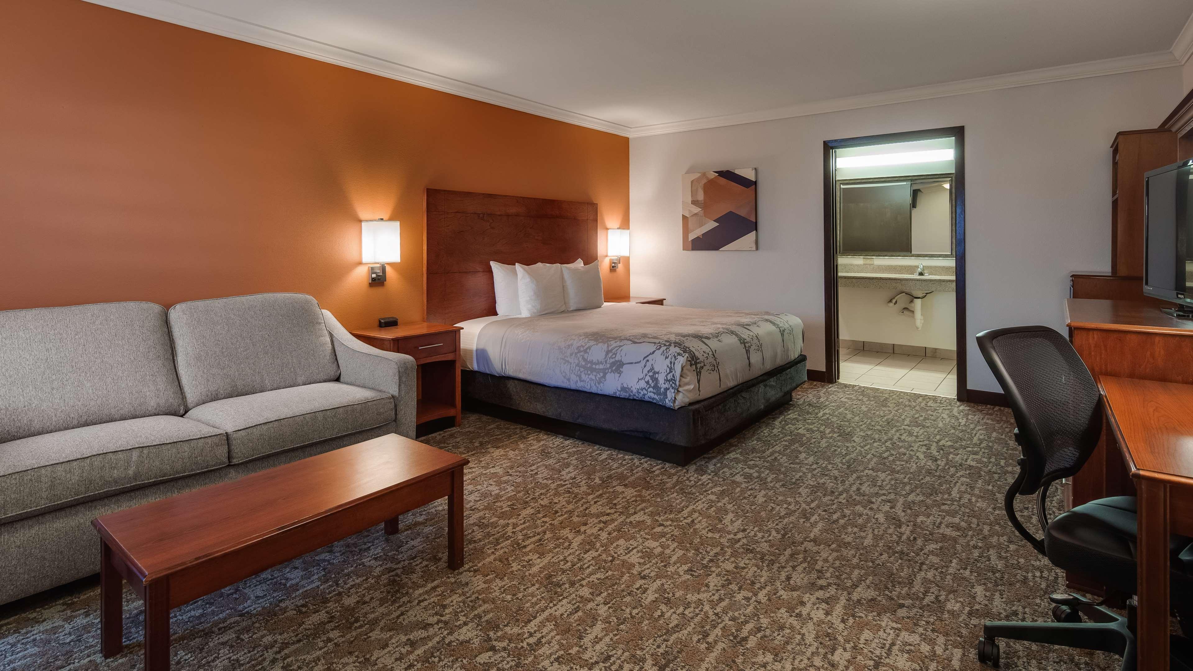 Best Western Angus Inn Great Bend Zewnętrze zdjęcie