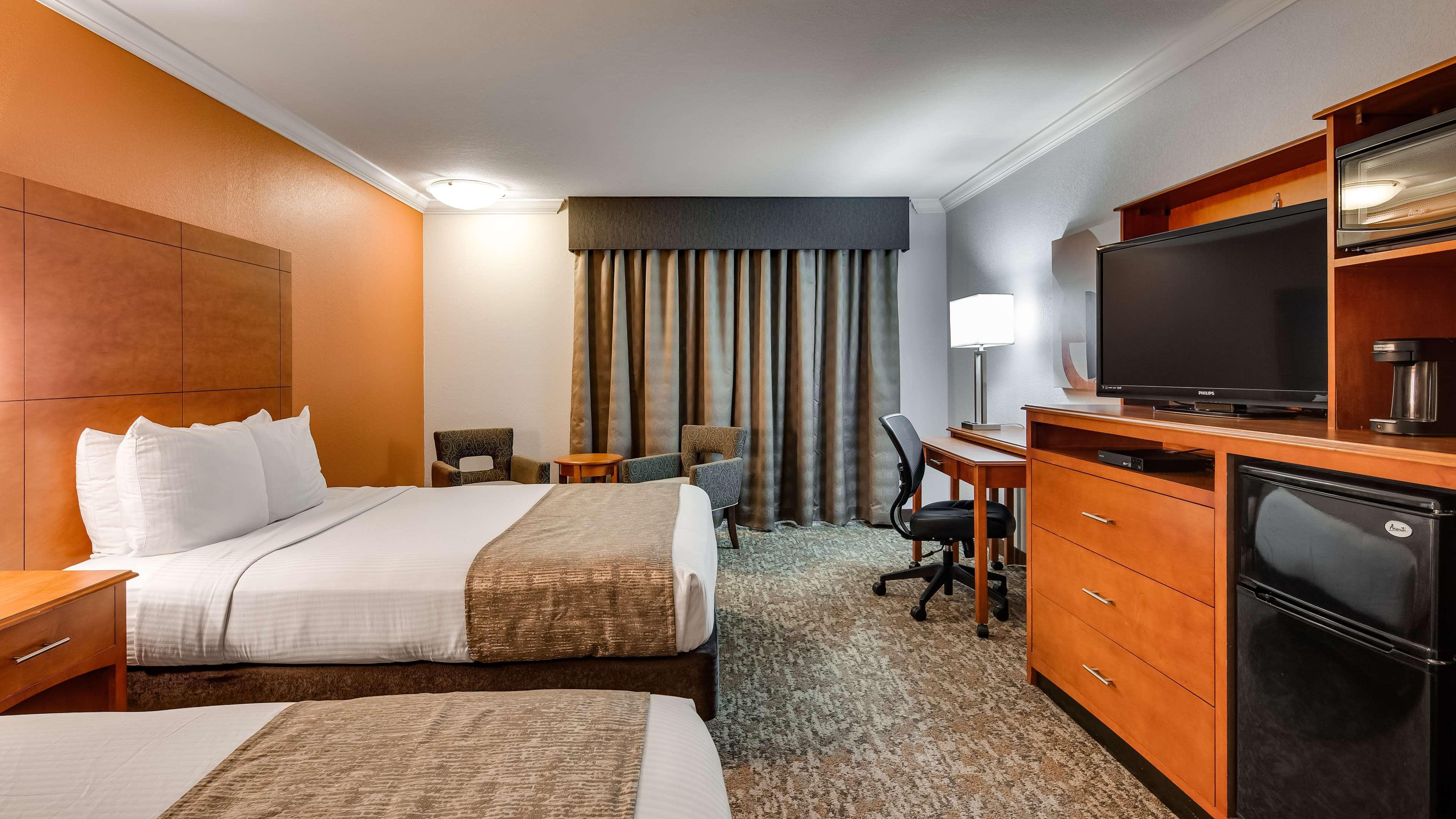 Best Western Angus Inn Great Bend Zewnętrze zdjęcie
