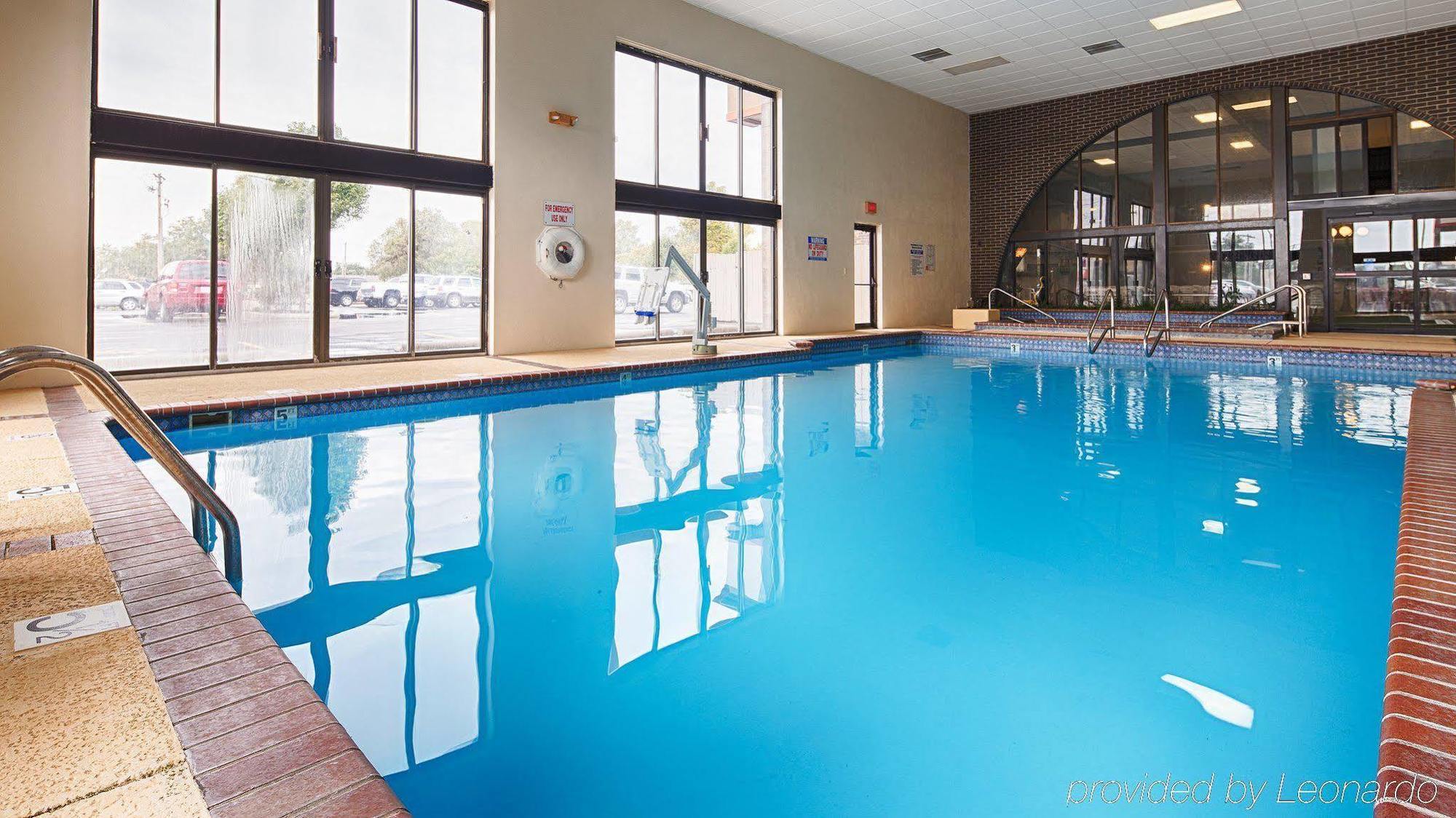 Best Western Angus Inn Great Bend Zewnętrze zdjęcie